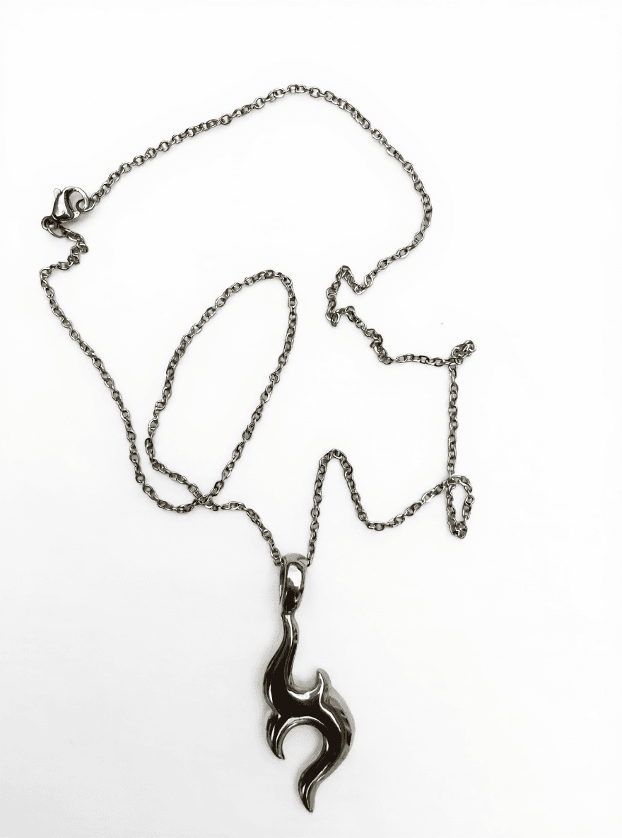 KIYARA Signature Piece
